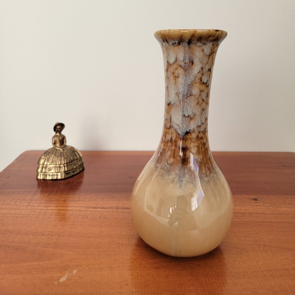 Tan brown ceramic flower vase 70s hippie psychedelic bohemian glazed pottery